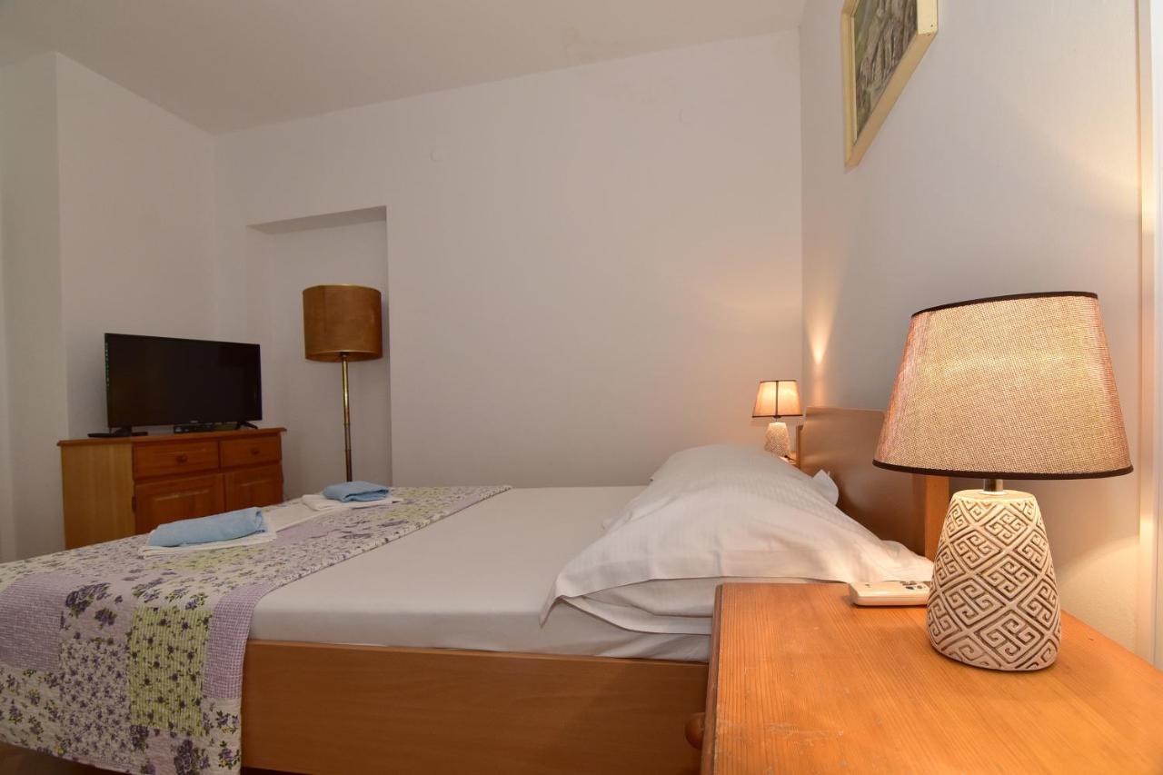 Apartments Dobrinic Makarska Exterior foto