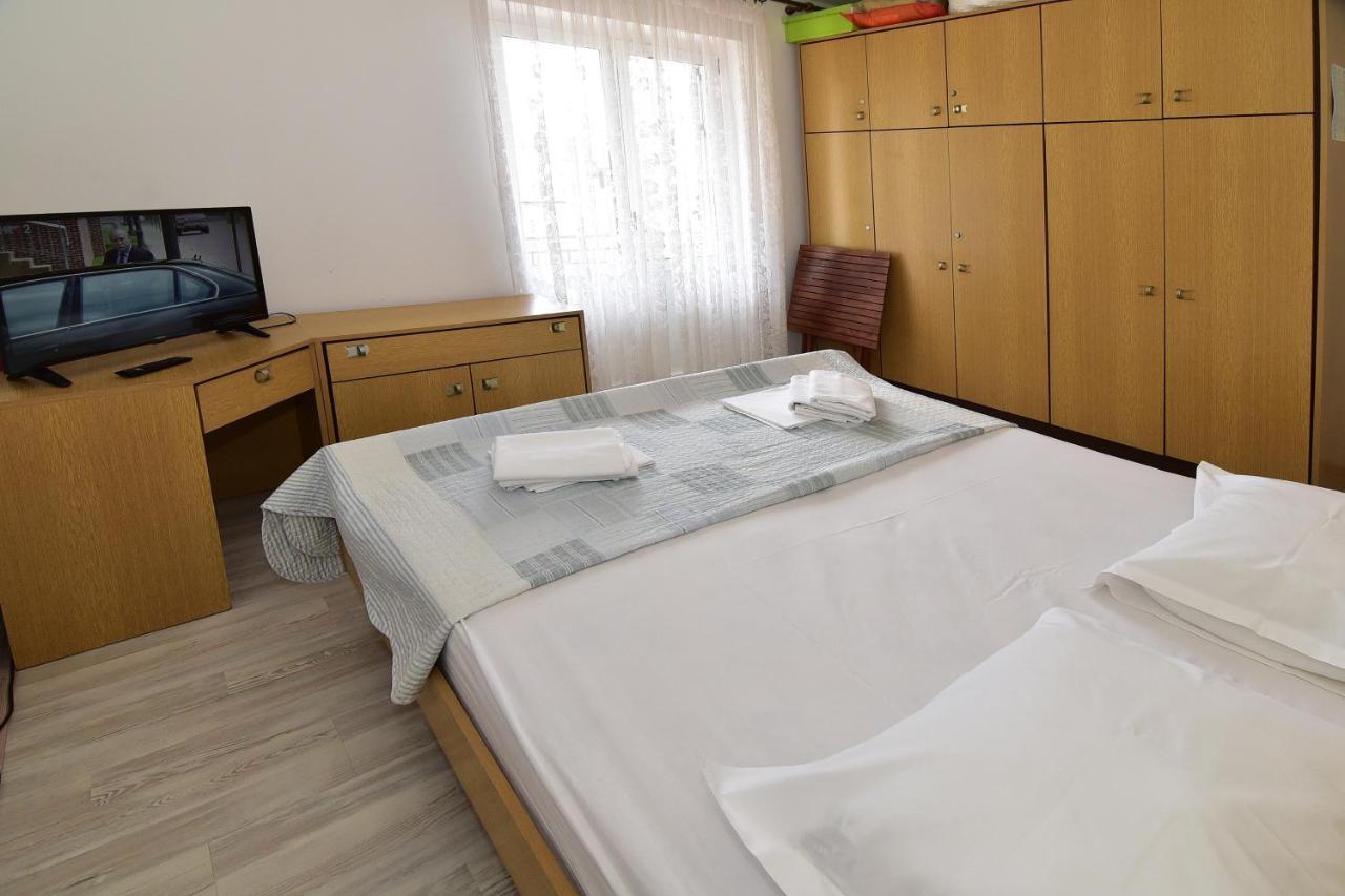 Apartments Dobrinic Makarska Exterior foto