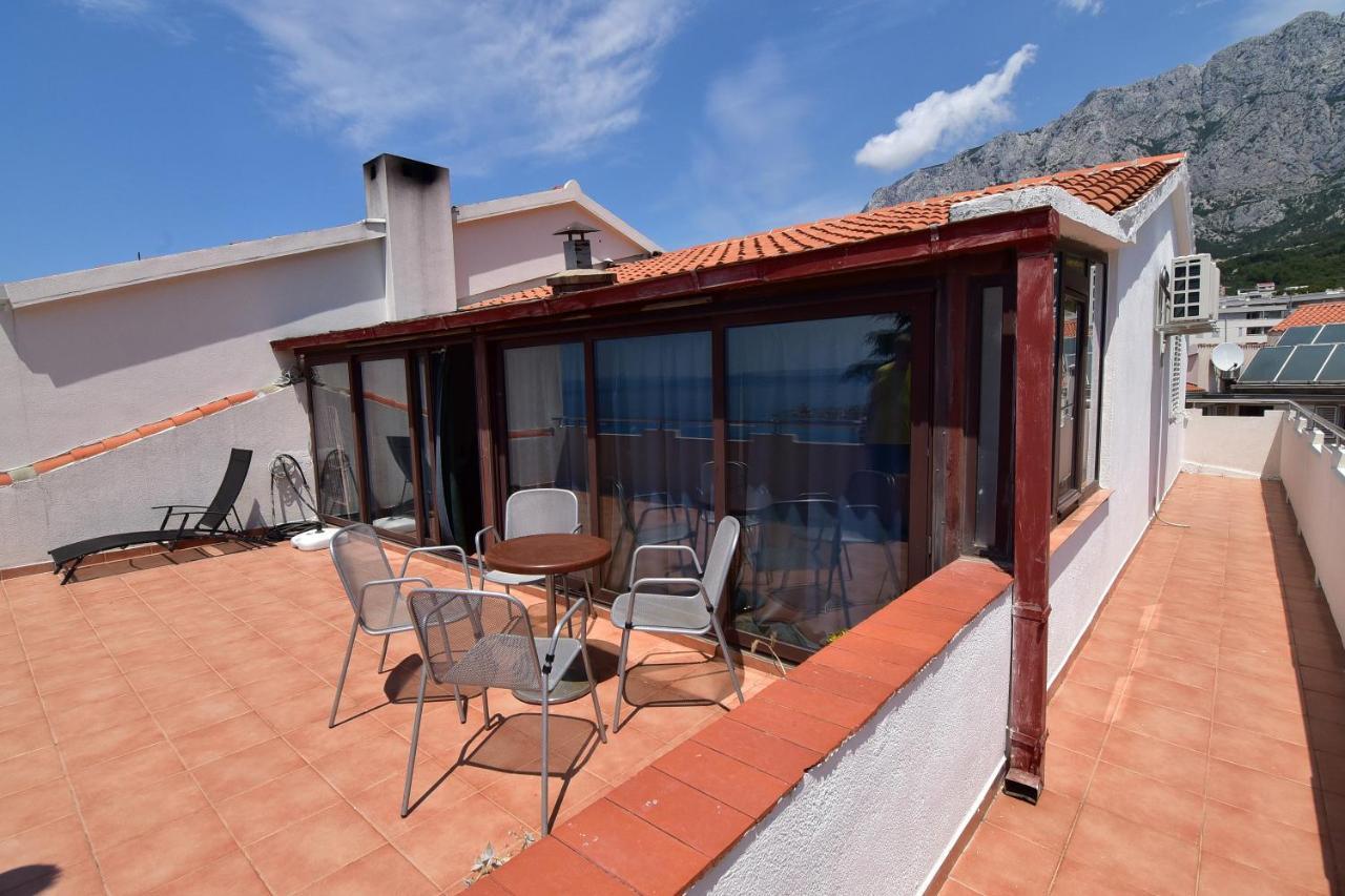 Apartments Dobrinic Makarska Exterior foto