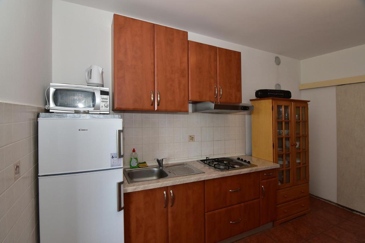 Apartments Dobrinic Makarska Exterior foto