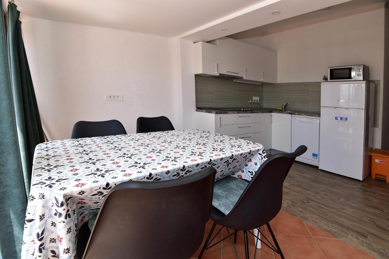Apartments Dobrinic Makarska Exterior foto